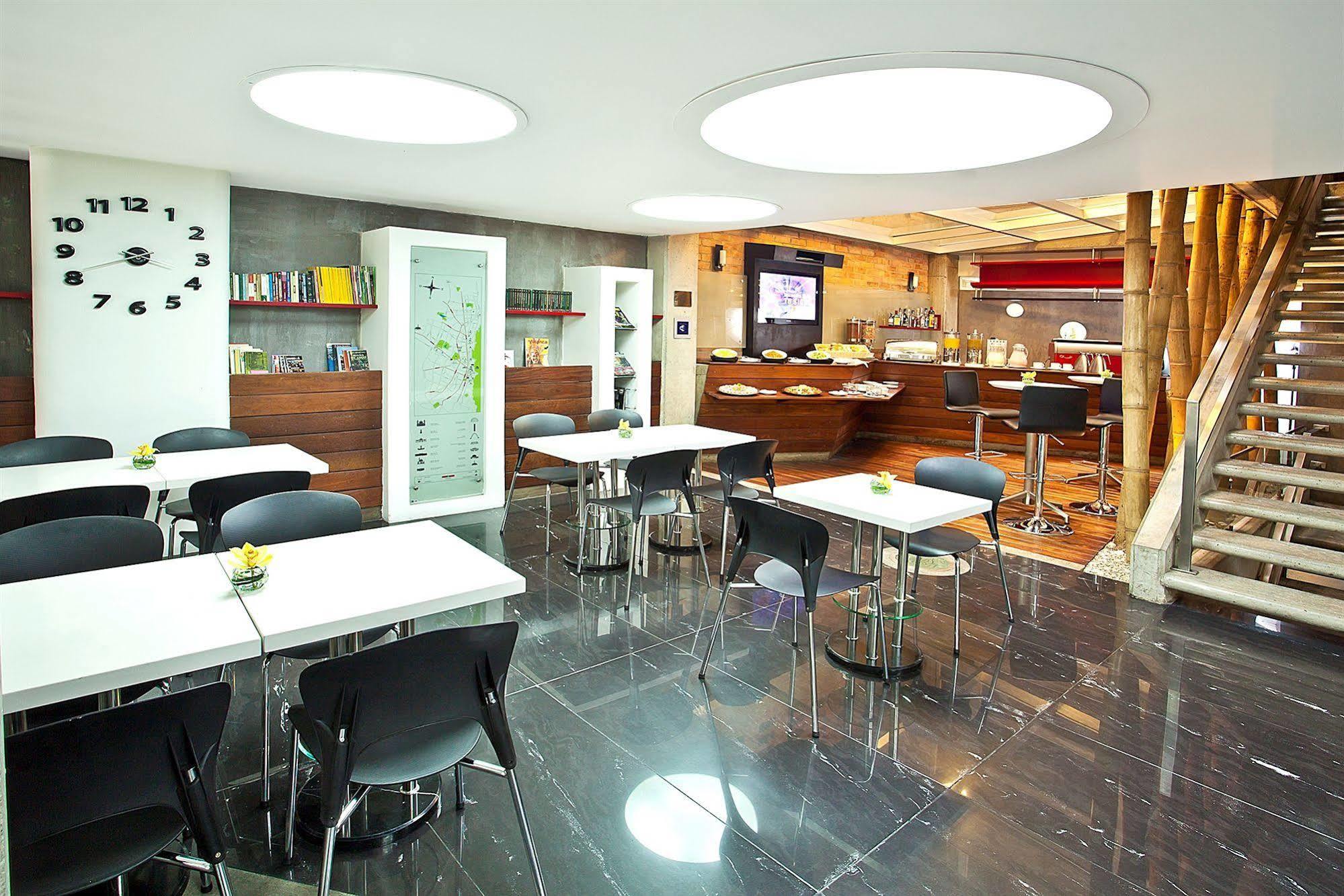 Estelar Apartamentos Aeropuerto Богота Екстериор снимка